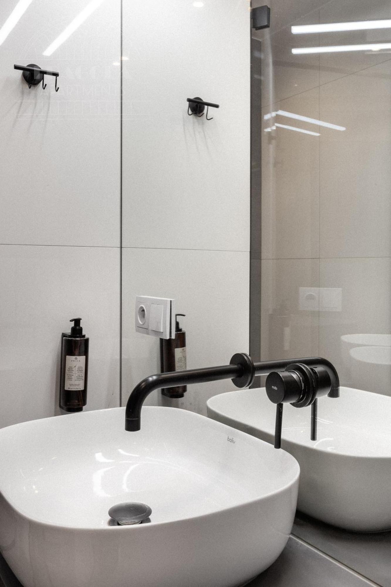 Artsquare Fragola Apartments - City Center Kazimierz Краков Экстерьер фото